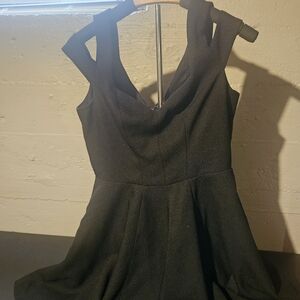 Elegant Black Sleeveless Dress